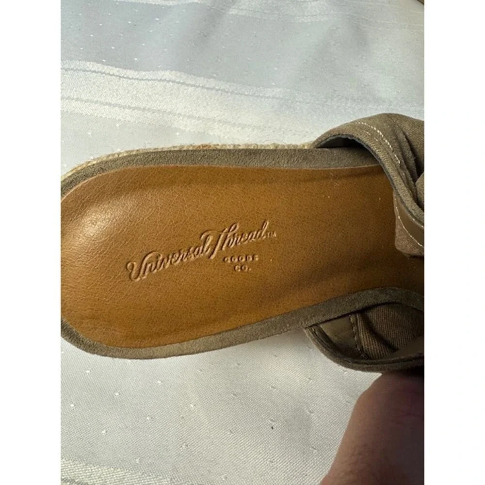 Universal Thread Tan Peep Toe Espadrille Wedge Sandals Size‎ 7